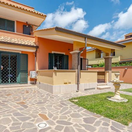 Garden Villa - Free Parking, Wi-Fi E Netflix Фьюмичино Экстерьер фото