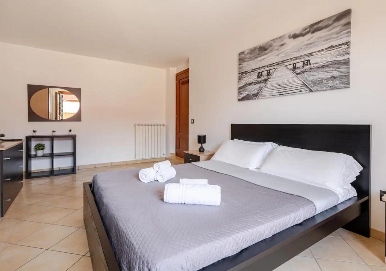 Garden Villa - Free Parking, Wi-Fi E Netflix Фьюмичино Экстерьер фото