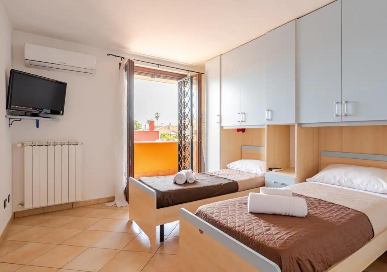 Garden Villa - Free Parking, Wi-Fi E Netflix Фьюмичино Экстерьер фото