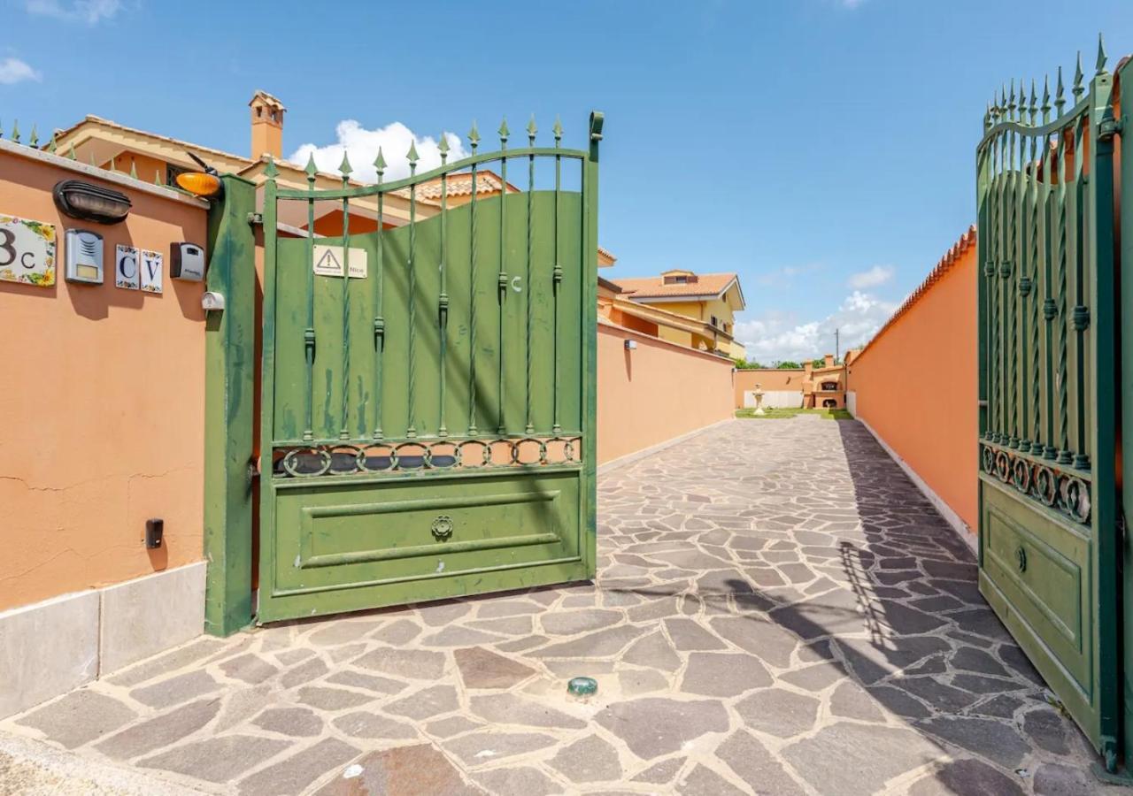 Garden Villa - Free Parking, Wi-Fi E Netflix Фьюмичино Экстерьер фото